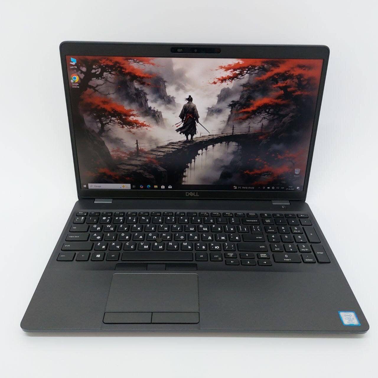 Б/в Ноутбук Dell Latitude 5500 15.6" 1920x1080| Core i7-8665U| 16 GB RAM| 256 GB SSD| UHD