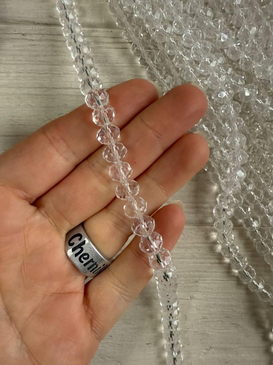 Намистини " Рондель 8 мм " кришталь  , прозорі  нитка 60 - 70  шт