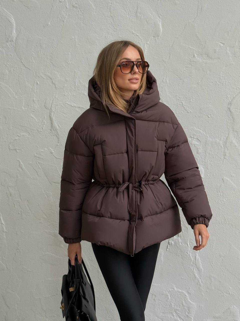 Жіноча зимова куртка пуховик у стилі оверсайз з капюшоном, фото 1