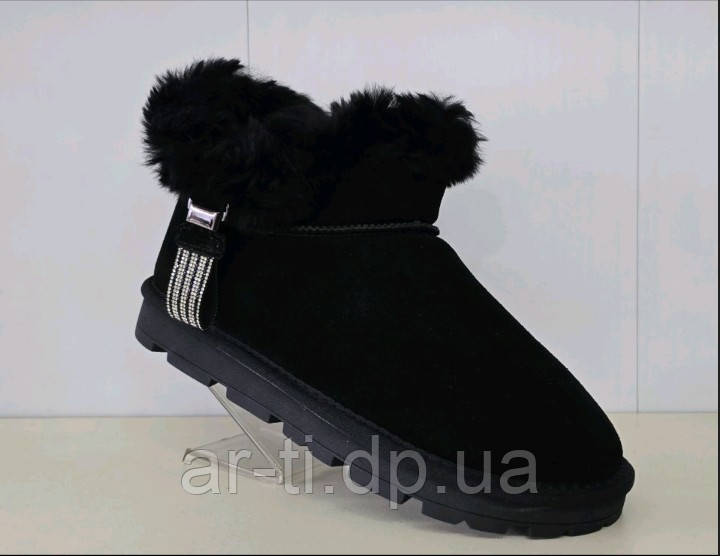 Уггі жіночі зимові 36,38 розміру 36