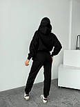 Теплий жіночий костюм на флісі укорочене худі з капюшоном та штани джогери S, M, L, фото 9