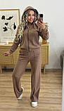 Кавовий теплий жіночий костюм на змійці з капюшоном зі щільного трикотажу, фото 9