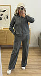 Сірий теплий жіночий костюм на змійці з капюшоном зі щільного трикотажу, фото 8