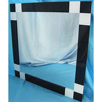 Дзеркало з декоративними накладками 600 х 600 мм.