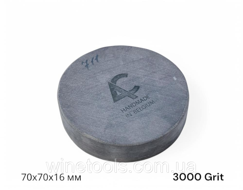 Камінь для заточки сокир круглий PUCK (BBW) 70х70х16 мм, 3000 Grit