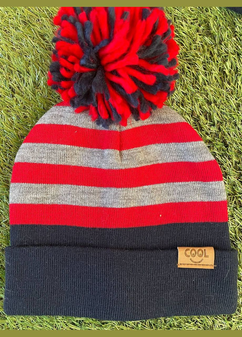 Шапка на хлопця в смужку з бабоном C&A, розмір уні, фото 1