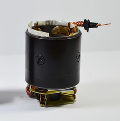 Статор із щітками 12В 3,2 квт посилень (На стартер Магнетон) МТЗ,ЮМЗ,Т-40,Т-25