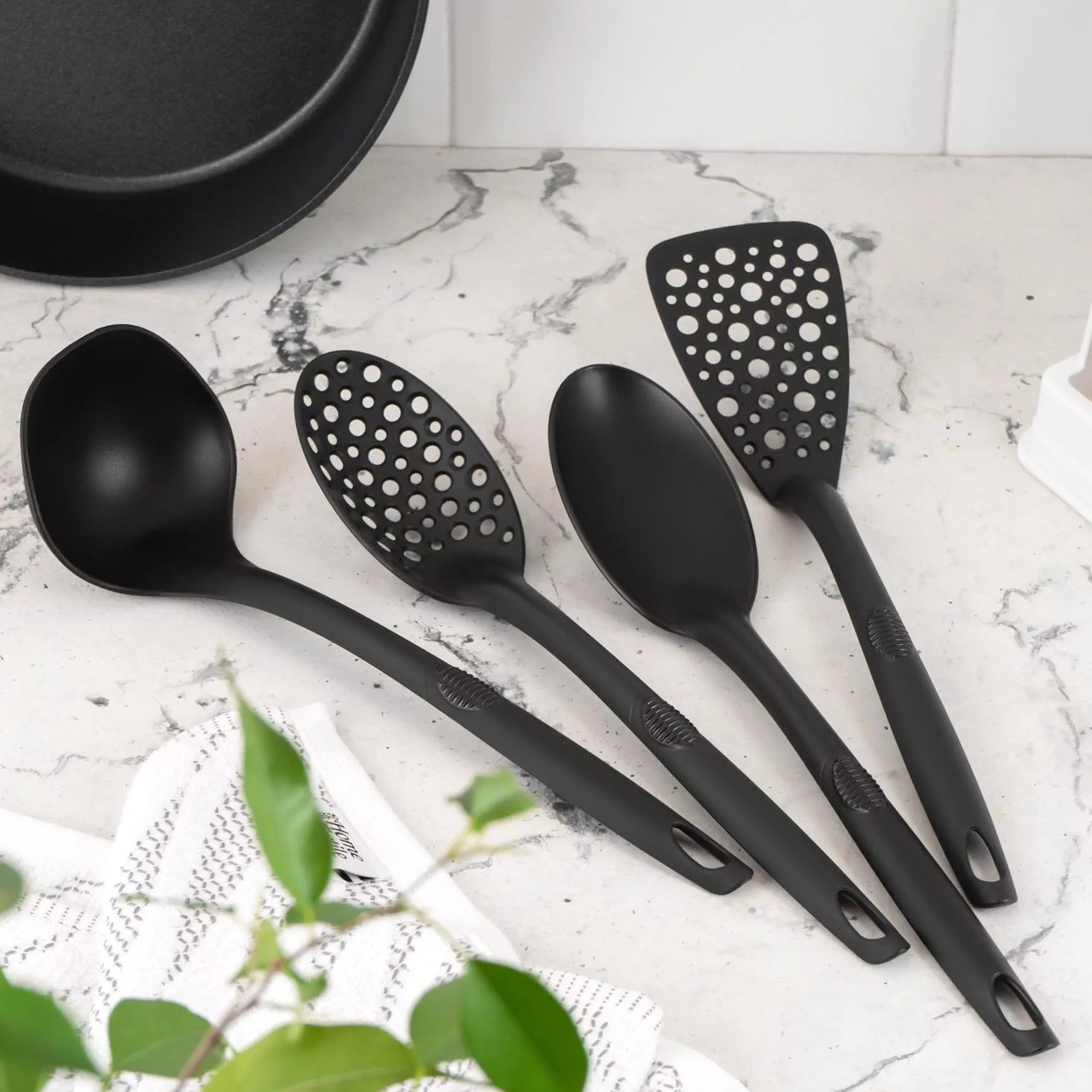 Набір кухонних приладів ARDESTO AR3804GG (4 предмети) Чорний | Пластикові (нейлон) Лопатка, Ополоник, Шумівка, фото 1