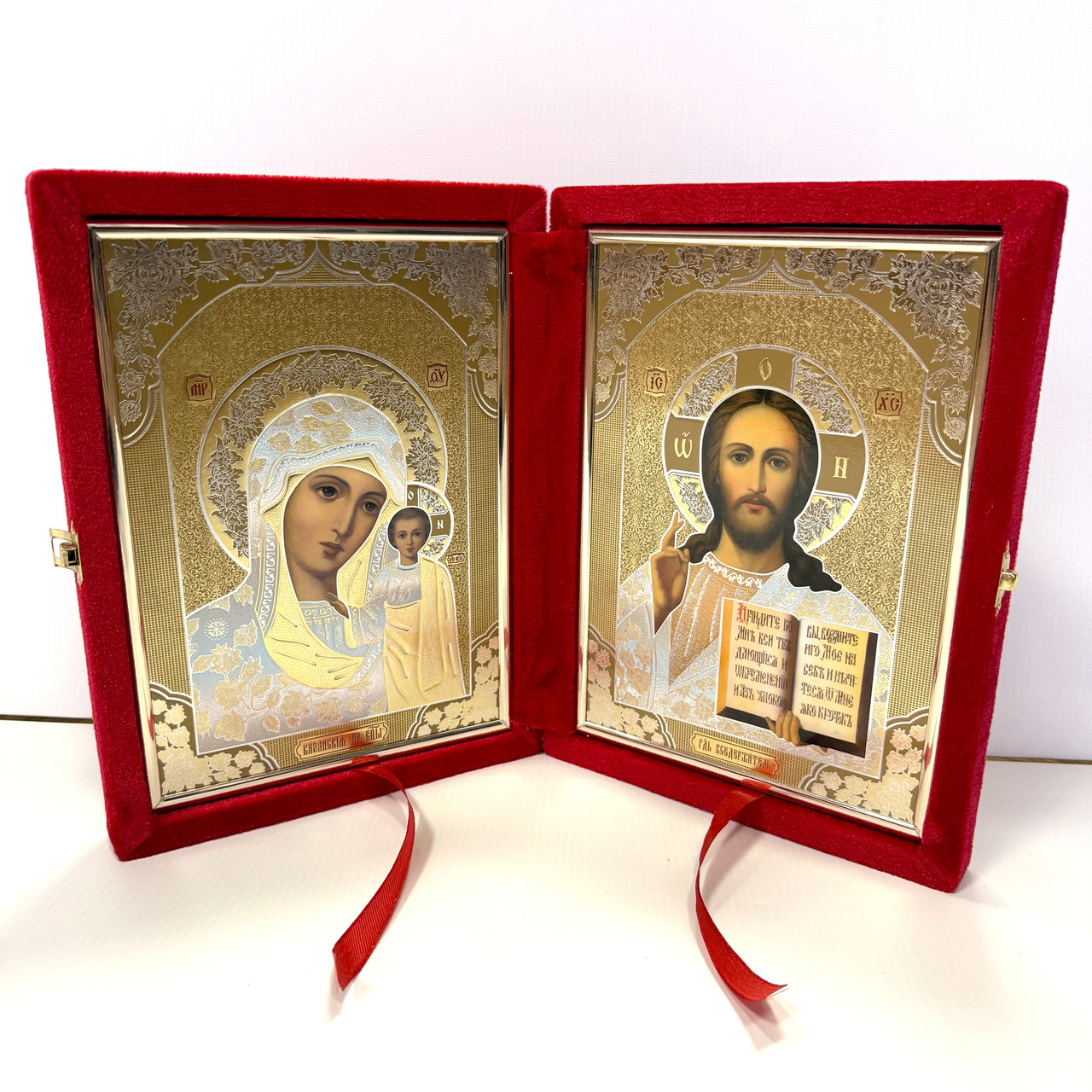 Ікони книжечкою в оксамиті 40х27 см, фото 1