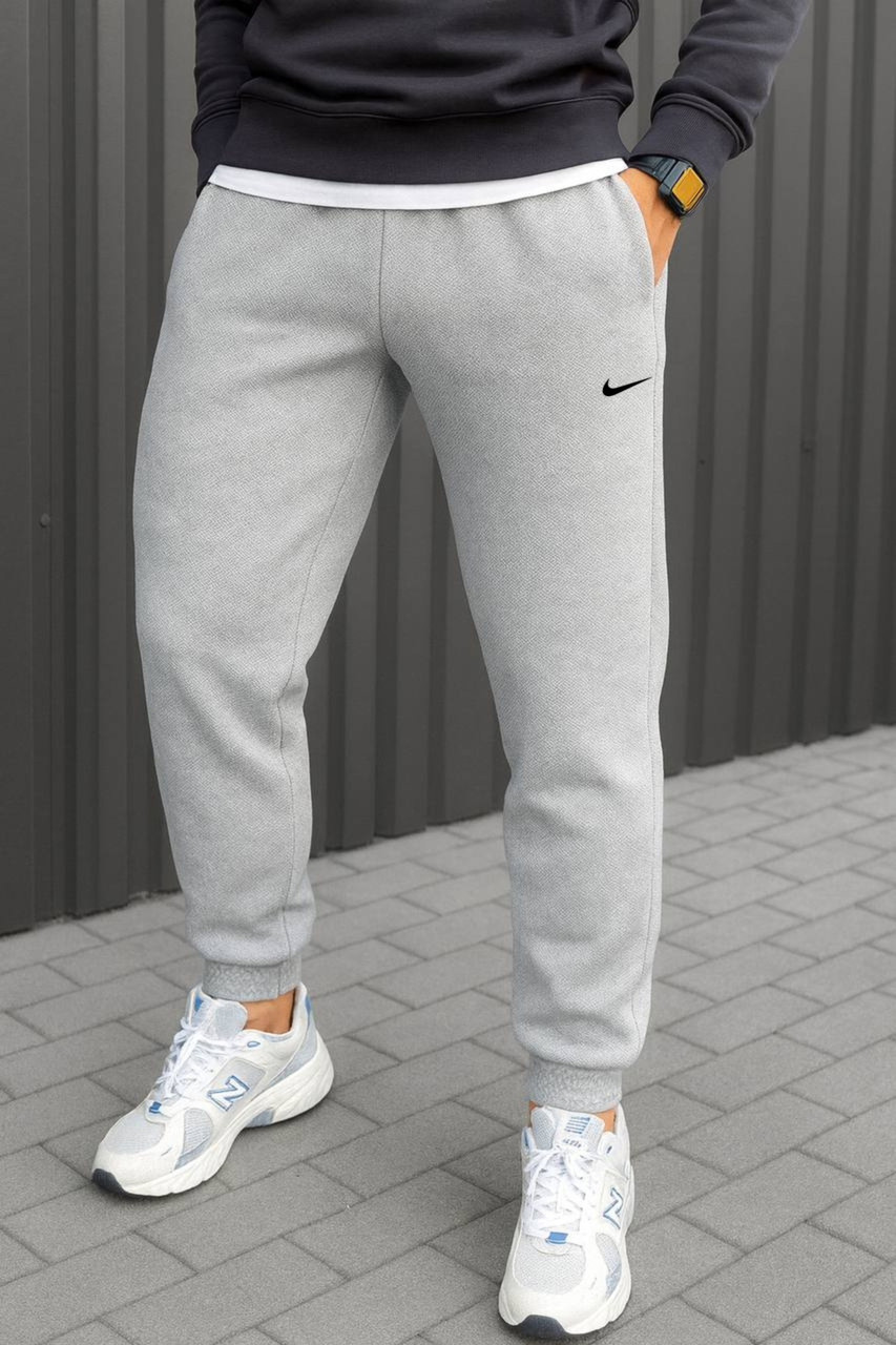 Спортивні теплі зимові чоловічі штани з манжетами трикотаж лакоста на флісі світло-сірі розмір 46-54