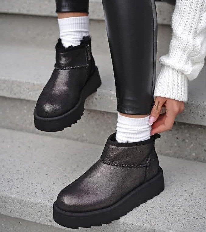 Уггі жіночі шкіряні короткі tamaris чорні 38 розмір., фото 1