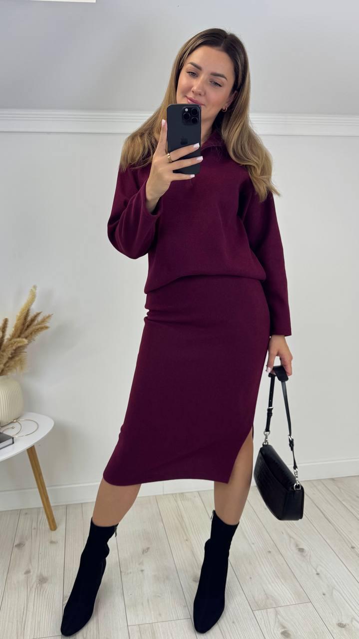 Бордовий жіночий костюм зі щільної трикотажної ангори: кофта та спідниця, фото 1