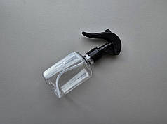 100 - 111 мл ПЕТ Квадрат прозорий флакон з пластиковим чорним міні тригером 20/410