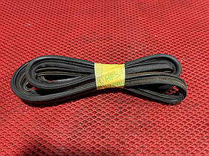 Уплотнювач Ущільнювач ляди кришки багажнику Mitsubishi Pajero Sport 1 97-08 СТАН НА 4