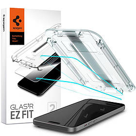 Захисне скло Spigen для iPhone 16 / 15 - EZ FIT GLAS.tR (2 шт), Clear (AGL06903)