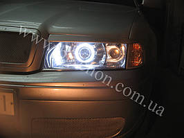 Установка биксеноновых линз G5 с глазами на Skoda Octavia tour 2