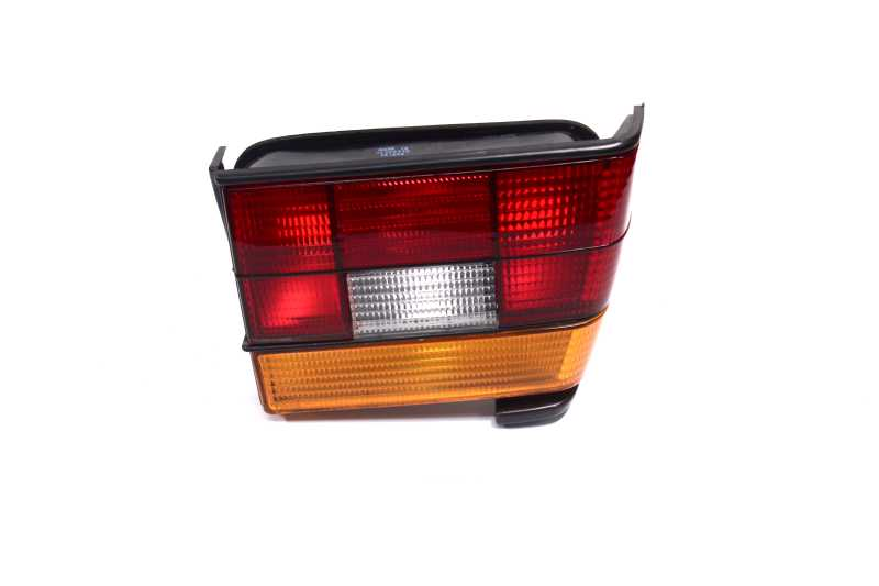 Ліхтар задній лівий VW JETTA II (TYC) 11-1824-01-6B