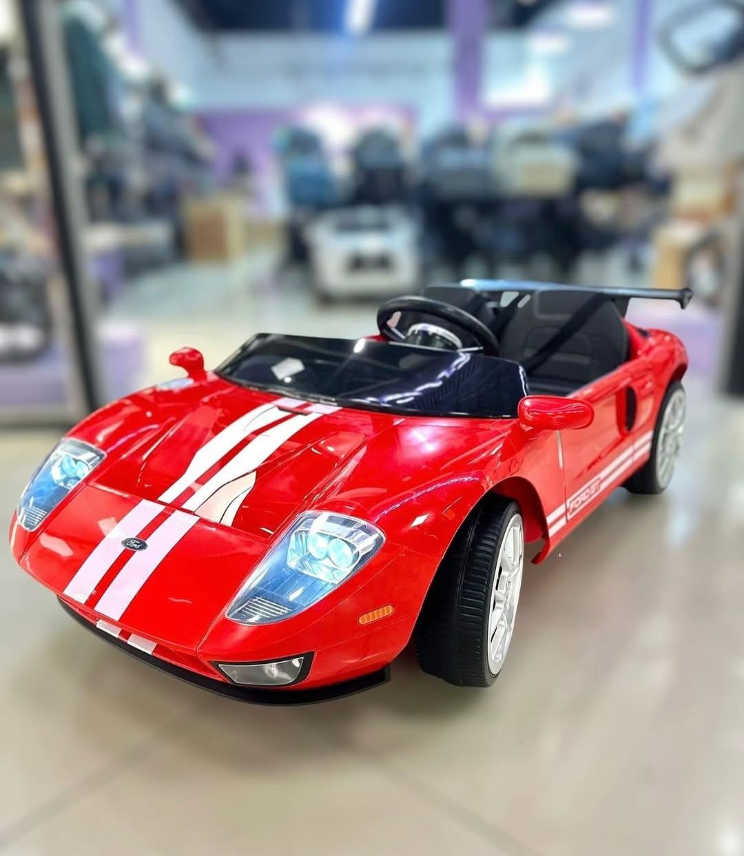 Дитячий електромобіль на акумуляторі двомісний Ford GT з пультом радіокерування для дітей 3-8 років Червоний, фото 1
