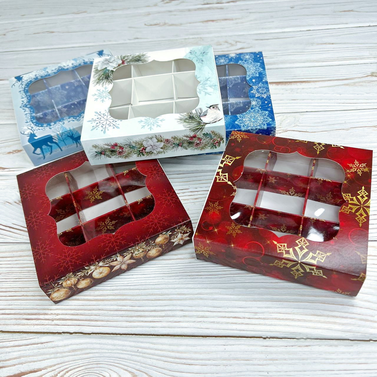 *50 шт* / Коробка / 120х120х30 мм / друк-Асорті з перегородками (№9) / вікно-звичайн