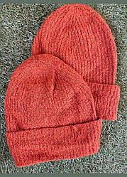 Шапка жіноча з підворотом C&A