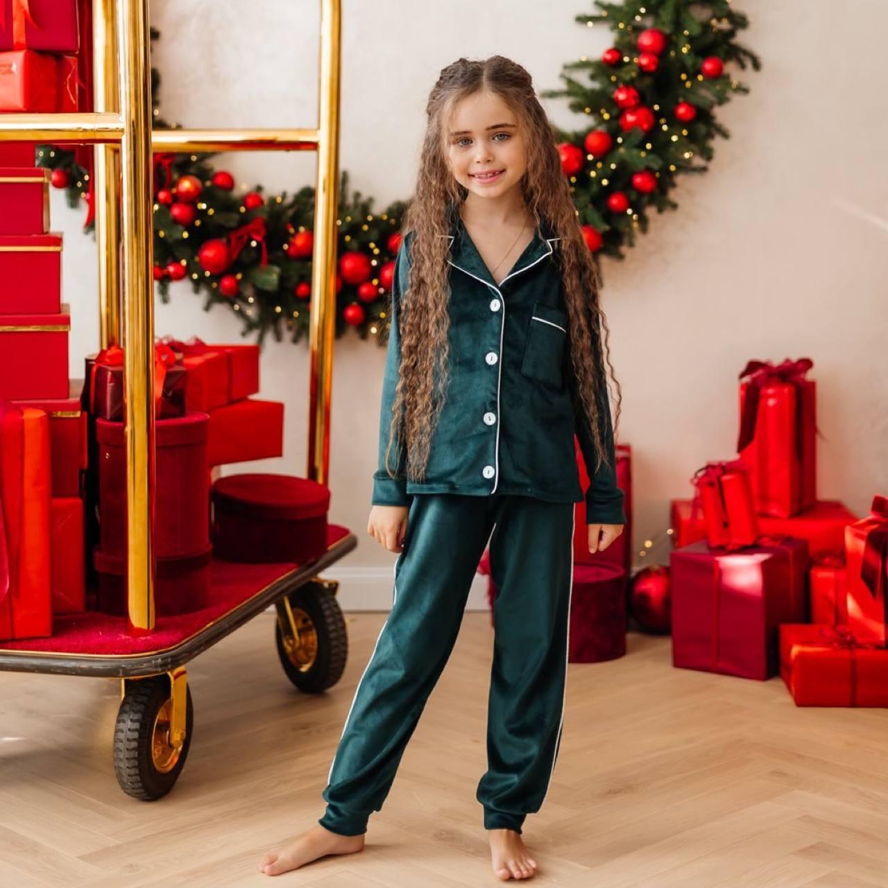 Піжама на дівчинку Велюр 146-164 см 003676 Смарагд