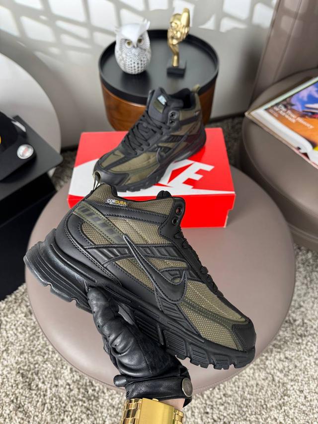 Nike Initiator High Fur Khaki Black