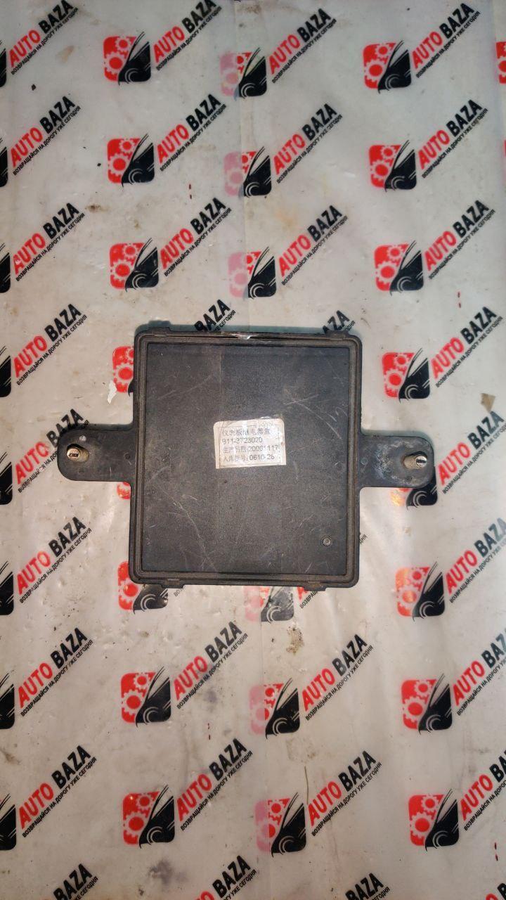 Блок запобіжників панелі приладів Chery Eastar B11-B11-3723020, (з розбірки)