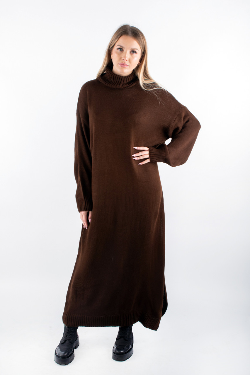 Плаття максі вʼязане з горловиною коричневе 102356 (2000000155791), фото 1