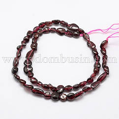 Намистини Натуральний Гранат, Самородок, Бордовий, 6~8x4~6мм, Отвір: 1мм, 37см/нитка