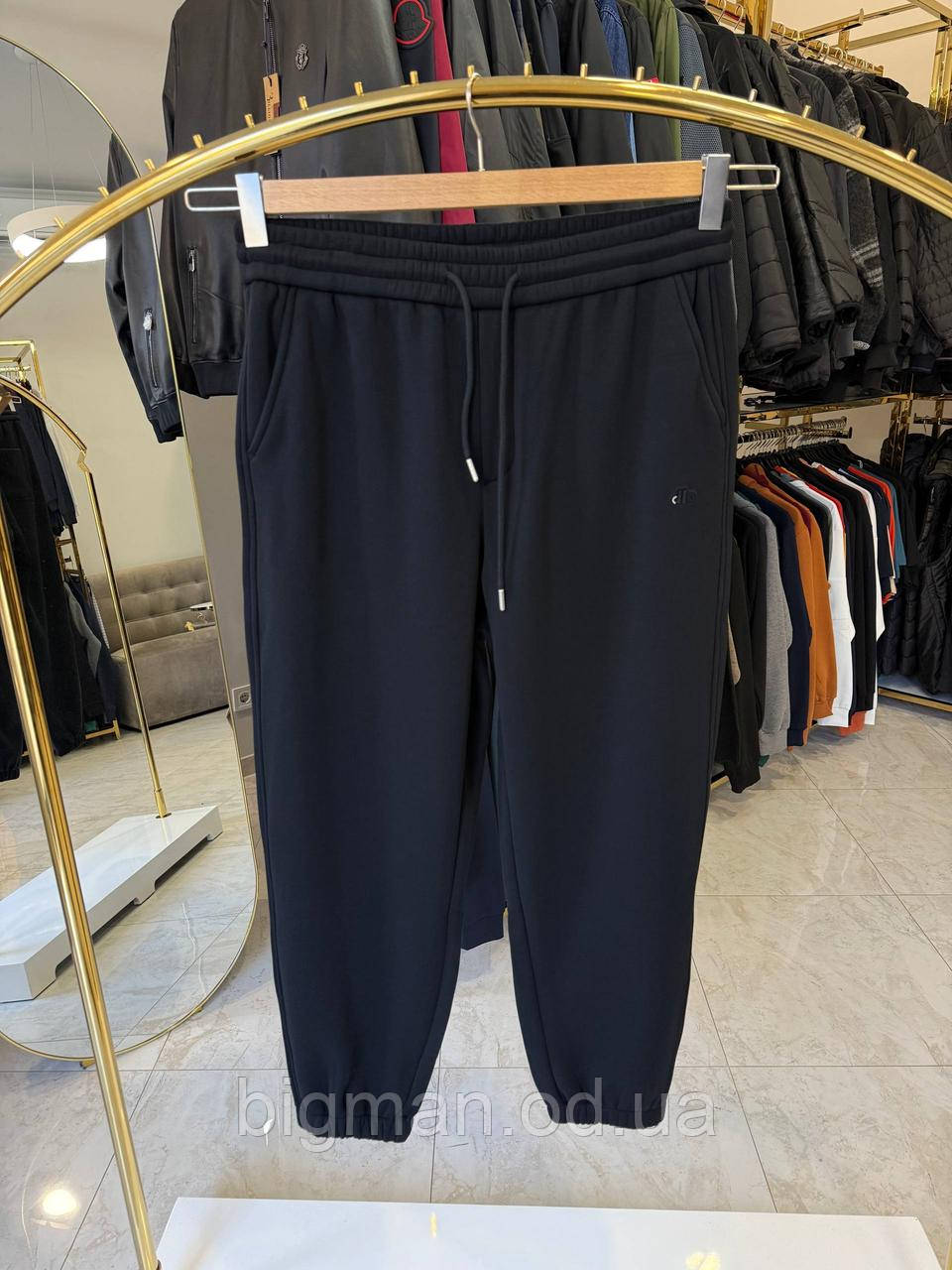 Спортивні штани на манжеті утеплені ОЗА 2810 (батал) 5-8XL чорні