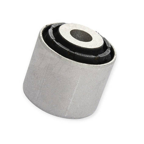 Сайлентблок переднього Ауді A8, Q7, Q8 (15-), Фольцваген Touareg (17-) нижній зовнішній важіль, фото 1