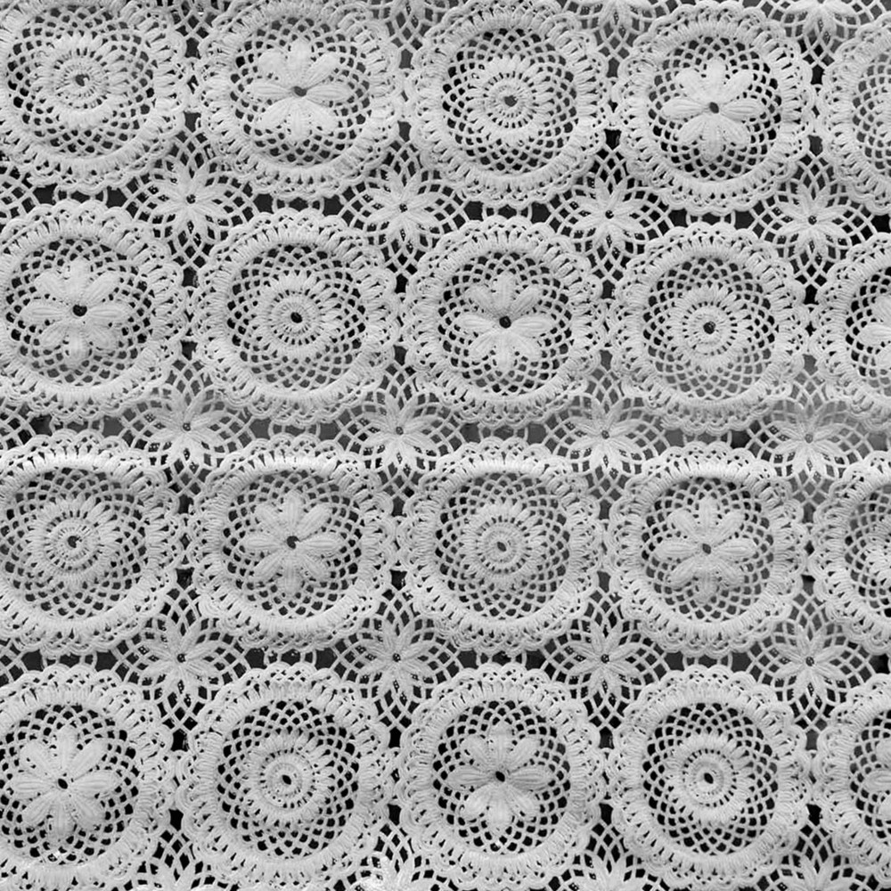 Скатертина клейончаста Ажур на кухонний стіл