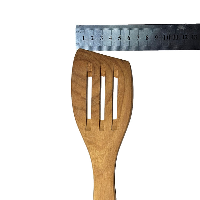 деревянная лопатка