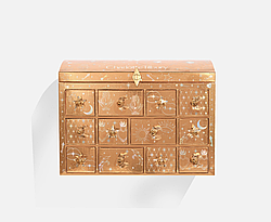 Адвент-календар Charlotte Tilbury 2025
