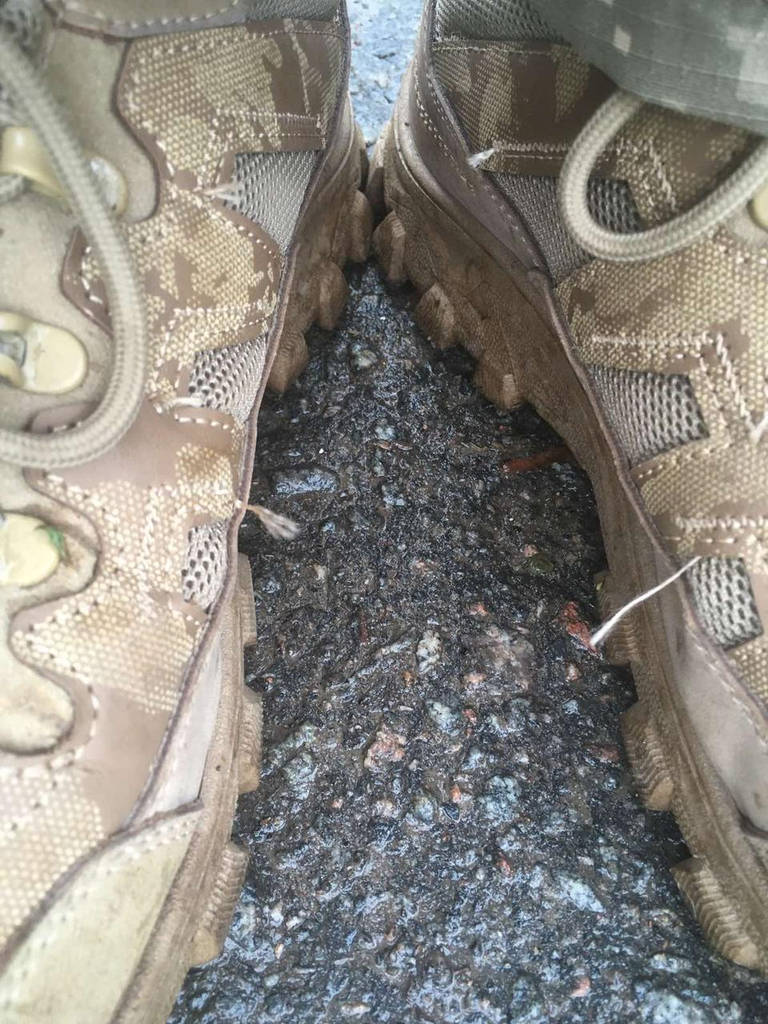 Чоловічі демісезонні кросівки кольору хакі - фото покупців 1