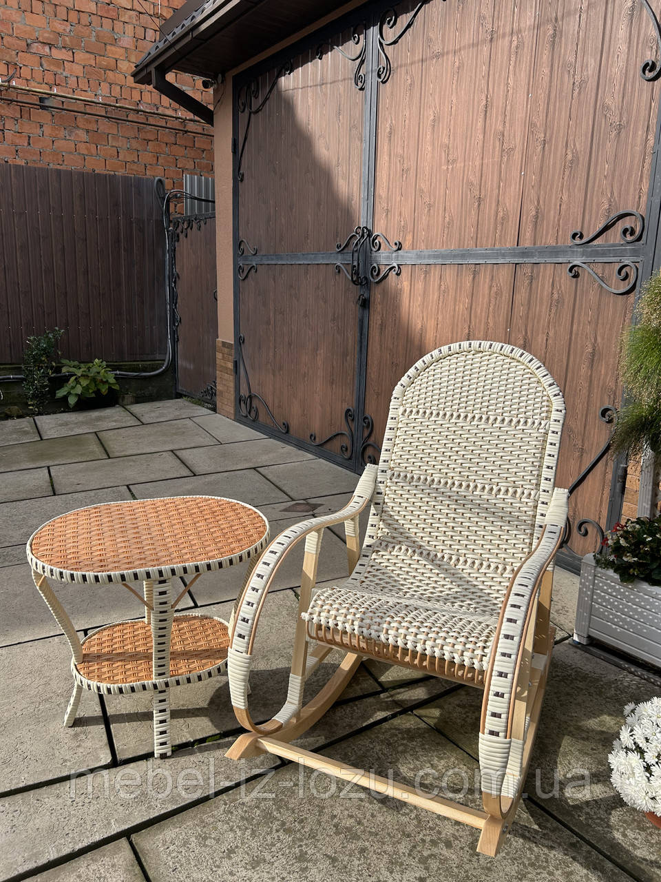 Крісло -качалка +столик Краб Овальний -Слонова кость +коричнева вставка, фото 1