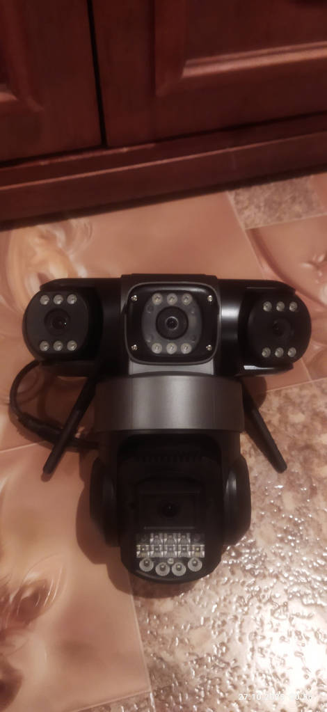 Уличная поворотная камера V380PRO видеонаблюдения на 3 линзы 12MP HD WIFI PTZ 10X - фото покупателей 1