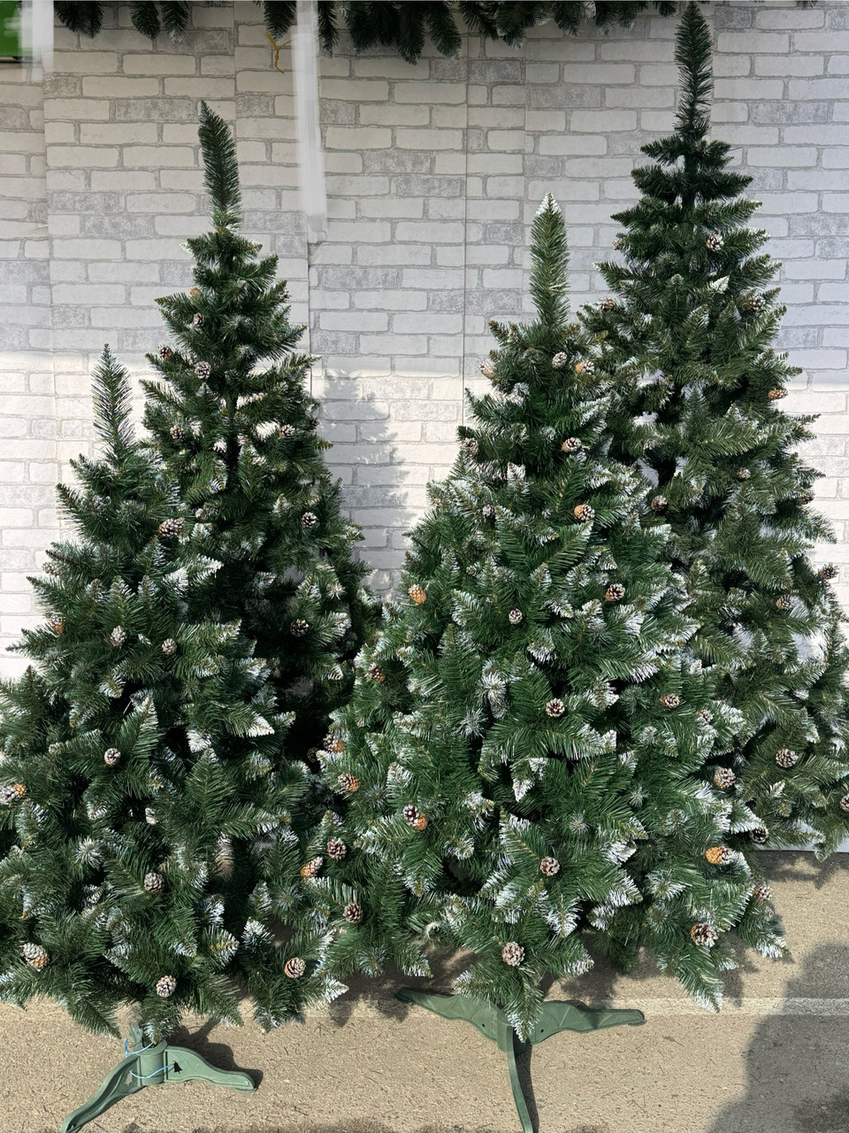 Ялинка штучна Елітна з шишкою 1,8 м, фото 1