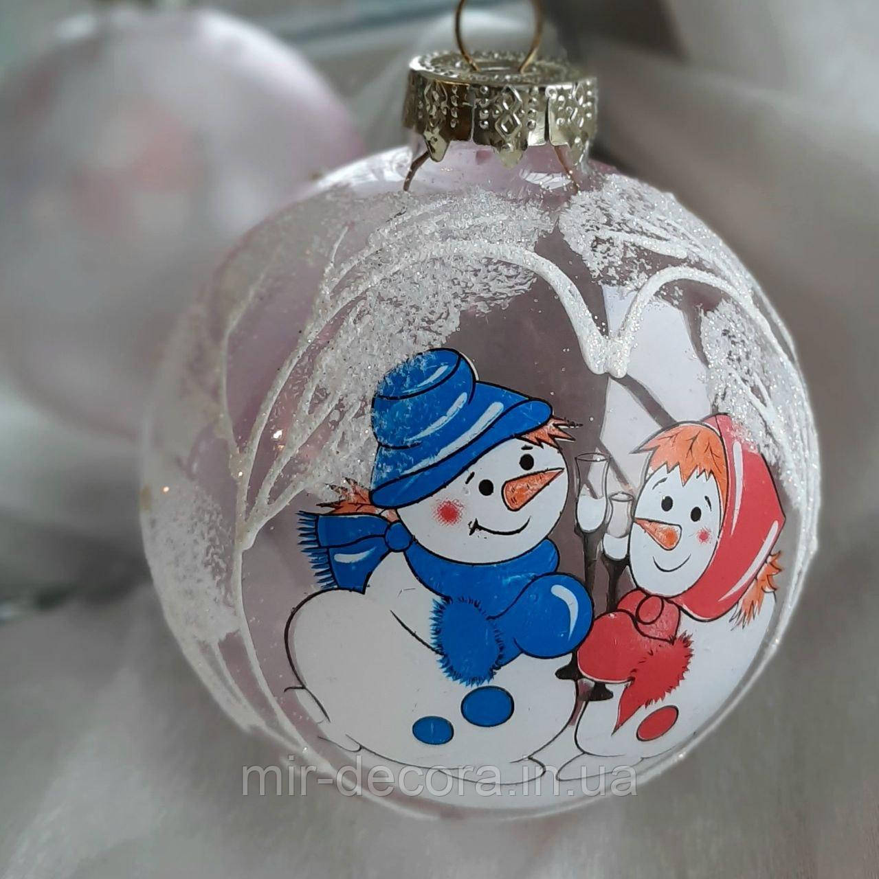 Ялинкова куля скляна 85 мм "Родина сніговиків", фото 1