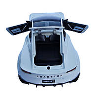 Машинка матал Tesla Roadster Тесла біла електро зарядка 1:24 звук світло 17*6,5*4,5см (RS-03612), фото 7