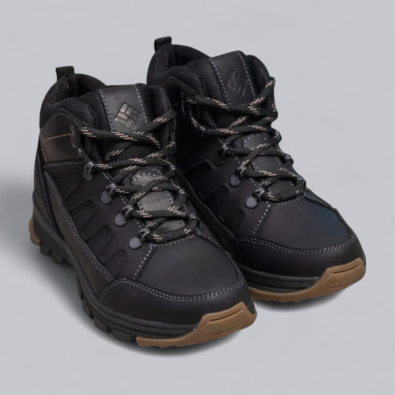 Підліткові зимові шкіряні черевики, кросівки чорні з натуральної шкіри на хутрі на зиму для хлопчика підлітка, розмір 36-39, фото 1