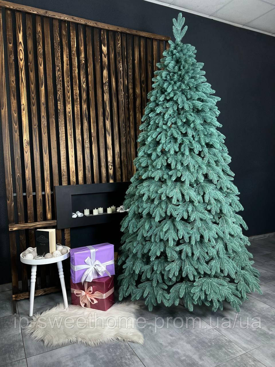 Ялинка лита "Віп Роял" блакитна 2,3м