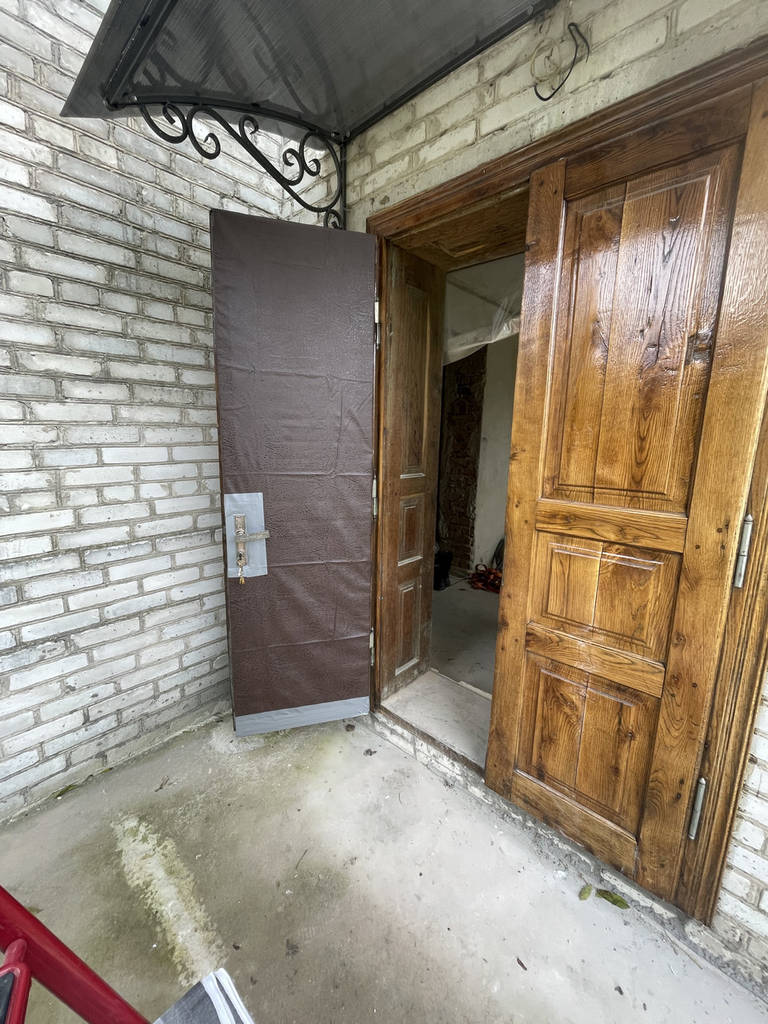 Комплект оббивки дверей рифлений (темно-коричневий) - фото покупців 1