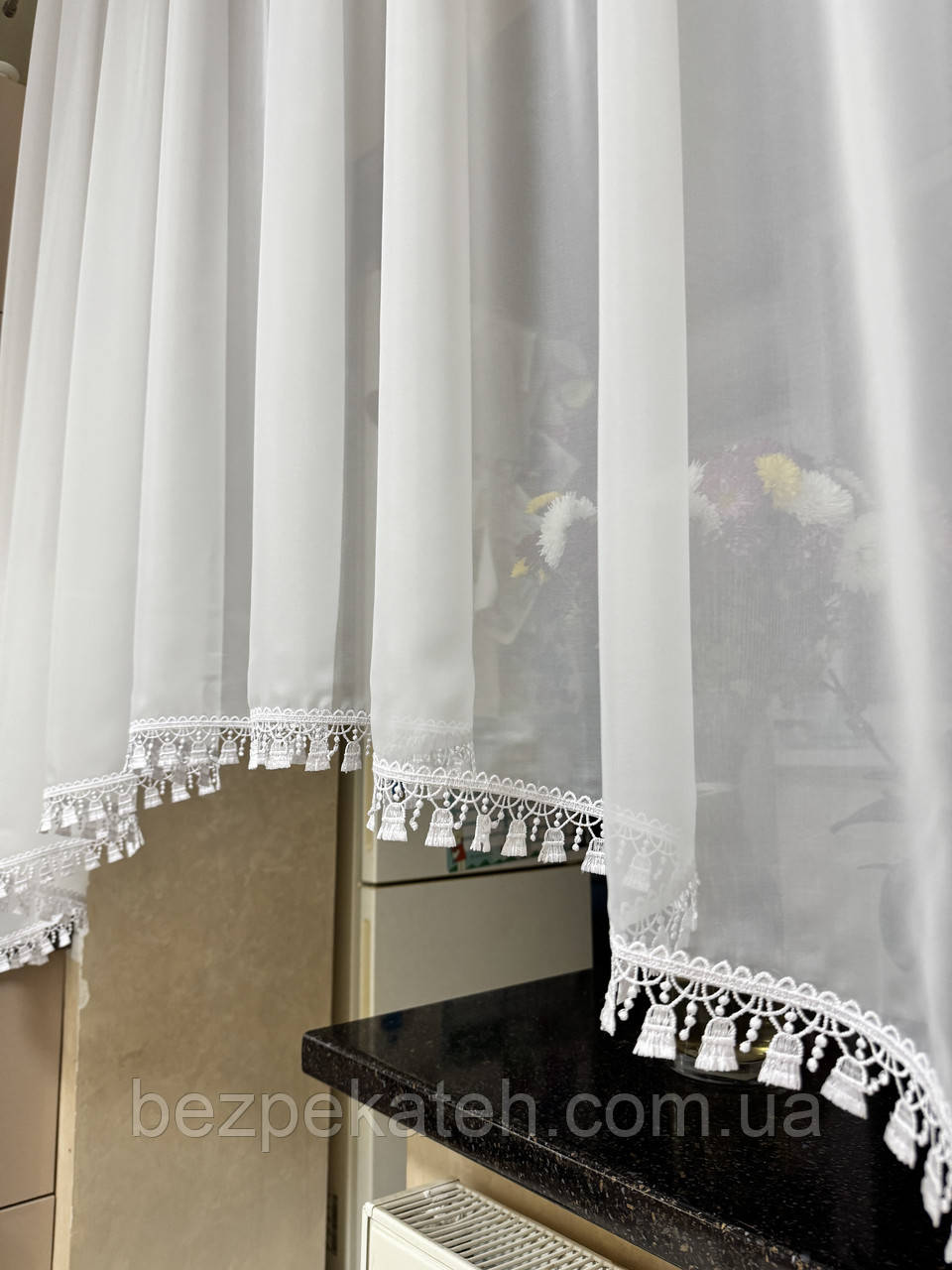 Готова коротка біла кухонна тюль арка з мереживом на кухню до підвіконня, фото 1