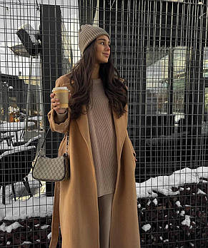 Пальто жіноче кашемірове з підкладкою на синтепоні