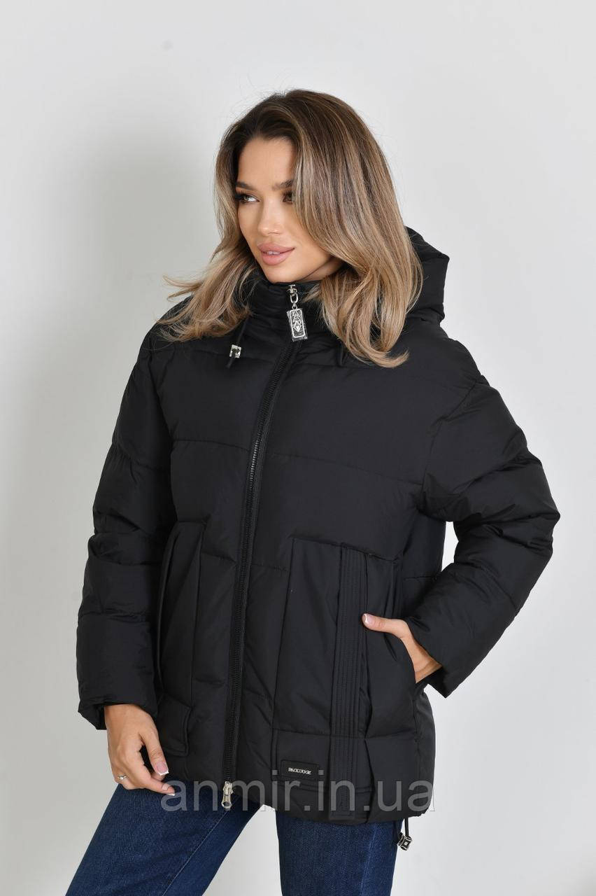 Куртка жіноча зимова стьобана з утяжками напівбатал 46-56, колір чорний