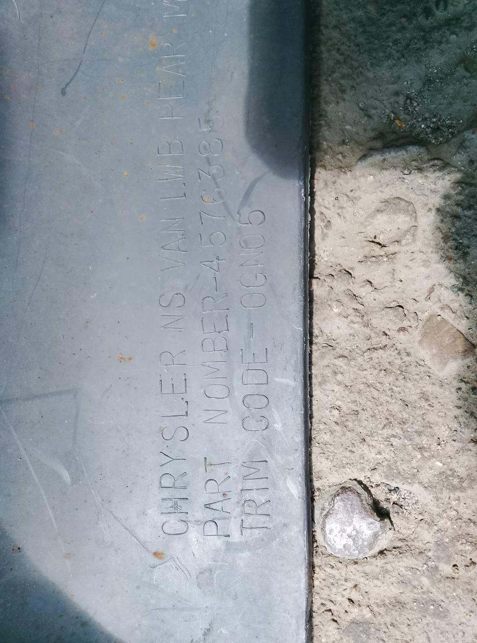 Вітаю зацікавлених на авто розборці Чемпіон !!!<br />
 Предметом оголошення є Бампер Задній Renault Vel Satis 2002 - 2009 7701206879<br />
 Фактичний стан на фото. Гарантія 14 днів на встановлення та перевірку<br />
 Висилаємо по всій Україні по передоплаті на транспортні витрати!<br />
 Наявність та асортимент на складі постійно змінюються.<br />
 Точні деталі уточняйте по телефону +380973363743 — фото 3