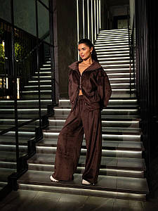 Теплий жіночий костюм (36/S-38/M) Poliit із вельвет-велюру шоколадного кольору