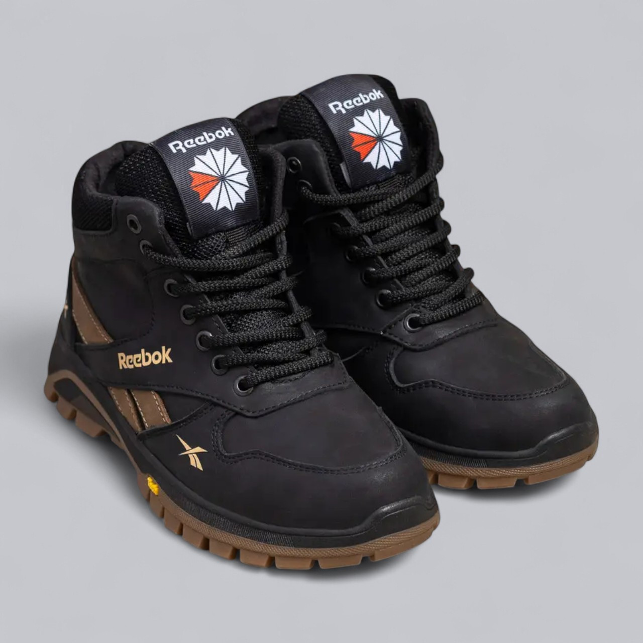 Підліткові зимові шкіряні черевики, кросівки чорні з натуральної шкіри на хутрі на зиму для хлопчика підлітка, розмір 36-39, фото 1