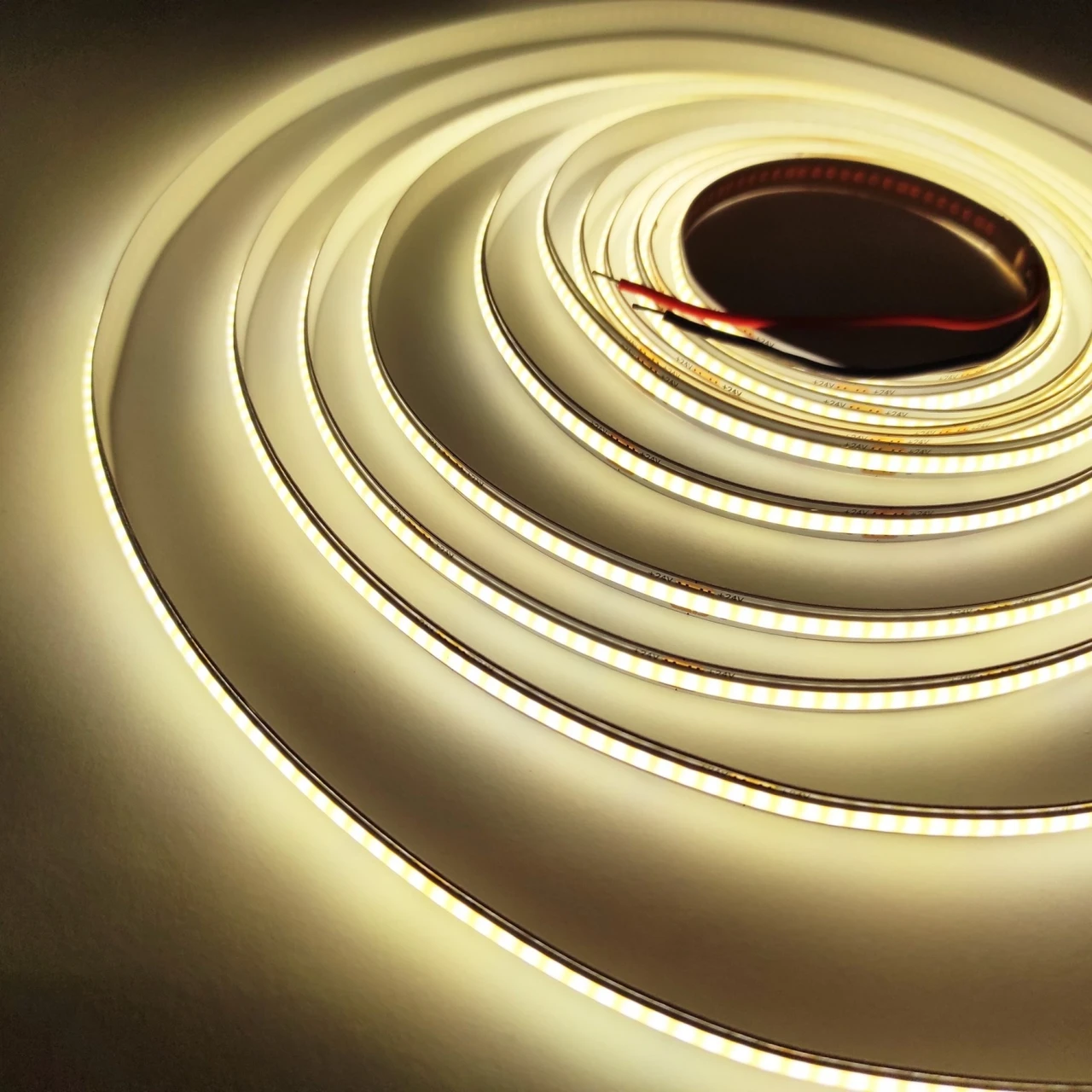 Світлодіодна стрічка Friendlylight 8 мм COB 5 Вт 24 В 4000 К FL-COB-320-IP20-NW-8-24-4000K, фото 1